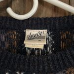 Levi's Vintage Women’s Christmas Sweater Crew Size Medium Photo 2