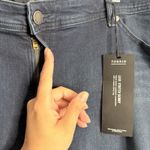 Torrid Luxe Skinny Fit Crop Dark Wash Size 24 Plus Comfort Stretch Casual NWT Photo 6