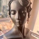 New! Simple Classic Style Solid Color Inlay Copper Rhinestones Gold Ear Studs Photo 1