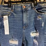 Tinseltown NWT  Hi-Rise Mom Jeans Distressed Size 31/13 Photo 1