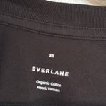 Everlane Organic Cotton Boxy V-Neck T-shirt Tee in Black Photo 3