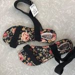 Bamboo  Floral Sandals - Size 10 (NWT) Photo 0