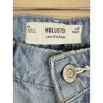 Hollister Women’s Low Rise Baggy Light Wash Jeans Size 0 R Waist 25 Inseam 30 Photo 6