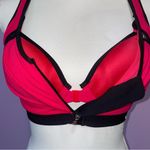 Victoria's Secret VSX Knockout Front-Close High Impact Sports Bra Size 32D Photo 1