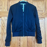 Lululemon - Windbreaker/Bomber Jacket Photo 0