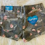 YMI Jeans Camo Denim Jean Shorts YMI Womens 7 NWT Photo 2
