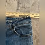 Max jeans Women's Size 7 Casual Light Blue Denim Fade Trendy Slim Fit Photo 5