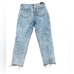 Hollister 🌟  Ultra High-Rise Mom Jeans Raw Hem Patchwork Size 31 👖 Photo 5