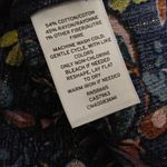 Caslon  floral with insert metalic lines tops :Box I: Photo 5