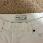Abercrombie & Fitch Abercrombie Low-Rise Baggy Jeans Photo 3