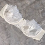 Maidenform Chantilly vintage White Lace Strapless Bra – Size 38C” made in USA Photo 0