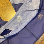 The North Face  Capri Yoga Pants - size medium Photo 8