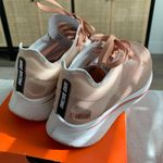 Nike Zoom Fly  Shoes Sz 6 Photo 2