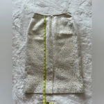 Kasper Women’s Vintage  Beautiful Floral Embossed Lined Skirt Cream & Gold size 6 Photo 1