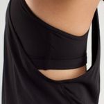 Lululemon black tank top with bra. Photo 6