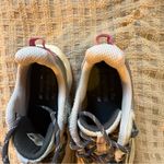 New Balance Women’s ' White and Black accents Sneakers size 8 Photo 4