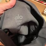 Alo Yoga mesh capri legging - grey Photo 4