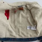Levi's Women’s Embroidered Sherpa Trucker Jacket Size XS Photo 9