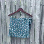 American Eagle  100% Rayon Green Pink Floral Short Mini Wrap Skirt Woman's Sz M Photo 0