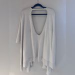 Lululemon OS Free To Coast Wrap in Heathered Dove Grey Photo 2