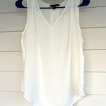 Banana Republic creamy office wear satin sleeveless blouse size small Photo 11