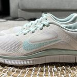 Nike Women’s Free 4.0 V3 Running Shoes Sneakers in White Light Aqua Size 8 Photo 1
