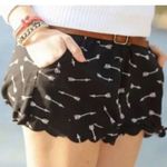 Anthropologie E by Eloise arrow print scalloped shorts size medium Photo 2