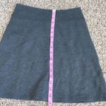 Athleta  women’s XXS strata grey knee length skirt‎ Photo 3