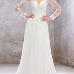 SALE🤍FIND LOVE WEDDING DRESS🤍Elegant White Lace Long Sleeve Gown Size 6 Photo 1