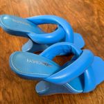Blue cloud platform heel Size 6 Photo 0