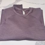 Lululemon Long Sleeve Photo 3