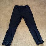 Patagonia Black Ski Pants Lightweight and Versatile Photo 2