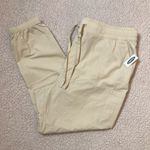 Old Navy Women’s High Waisted Poplin Tapered Jogger Cargo Pants Photo 4