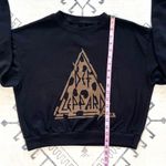 Def Leppard  Black Graphic Cropped Sweatshirt Photo 4