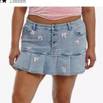 Sweet Society Light Blue Denim & Pink Bow Pleated Mini Skirt Plus Size 1 Photo 9