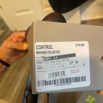 Chic Burgundy Leather Flats for Women Brown Size 6 Photo 2