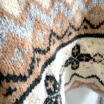 Forever 21 Cropped Gray and Cream Patterned Turtleneck Sweater woman’s sz M Photo 4