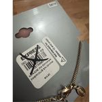 EXPRESS Woman’s Wishbone Bracelet Photo 5