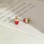 Cute Strawberry‎ Stud Earrings Small Size Enamel Red White Gold Tone Jewelry new Photo 1