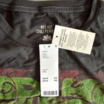 Urban Outfitters  Red Hot Chili Peppers Side Slit Graphic Tee Gray L/XL NWT Photo 5