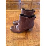 Timberland  Atlantic Heights Covered Gore Chelsea Boots in brown leather. 9 Photo 1