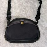 Small Wenger Crossbody Bag/Camera case NWOT Photo 0