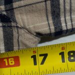 White Crow  Women Western Shirt Med Plaid Embroidered Floral Rodeo pearl button Photo 11