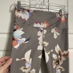 Athleta  Womens Floral Athletic Leggings Size‎ Small Photo 4