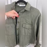 NIC & JO Cropped Raw Hem Green Shacket Photo 6