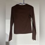 Brown work out shirt small Photo 1