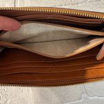 Michael Kors  Wallet Brown Leather Pebbled Full Zip Around Pockets Card‎ Slots Photo 10