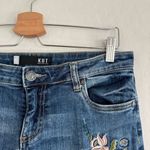 Kut From The Kloth  Catherine Boyfriend Jean Floral Embroidered Detail Size 6 Photo 3