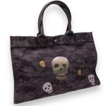 Quilted Koala Kanvas East Photo 1