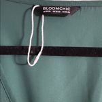 BloomChic Deep Green Midi Dress Size undefined Photo 1